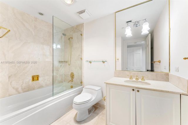 7600 N Fisher Island Drive 7662, Miami Beach, FL 33109