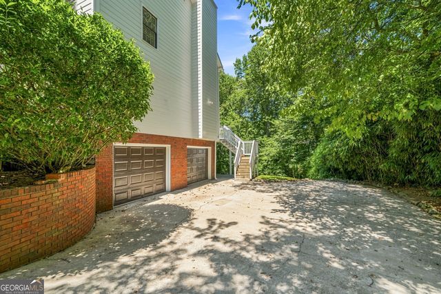 3627 Stonehenge Way NE, Marietta, GA 30066