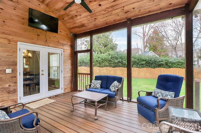 11816 Pheasant Lane, Charlotte, NC 28277