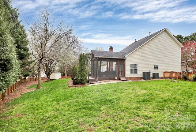 11816 Pheasant Lane, Charlotte, NC 28277