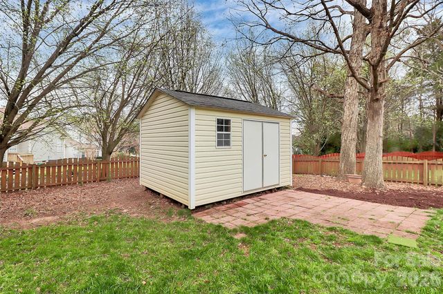 11816 Pheasant Lane, Charlotte, NC 28277