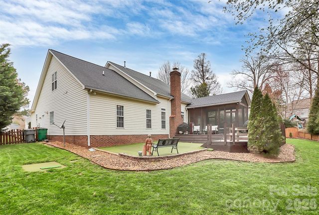 11816 Pheasant Lane, Charlotte, NC 28277