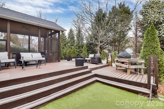 11816 Pheasant Lane, Charlotte, NC 28277
