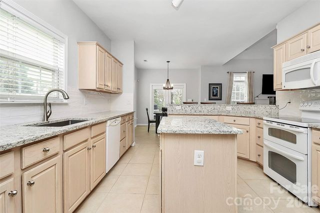 11816 Pheasant Lane, Charlotte, NC 28277