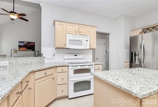 11816 Pheasant Lane, Charlotte, NC 28277