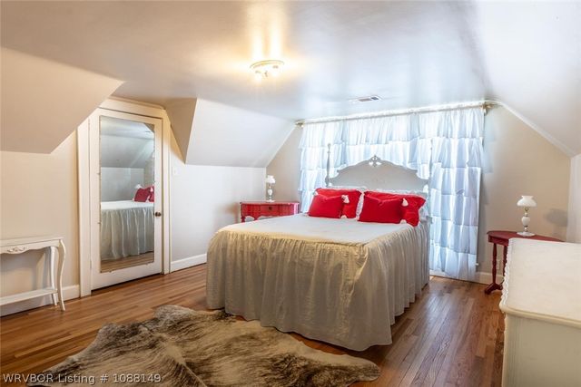 2001 Hendricks Boulevard, Fort Smith, AR 72903