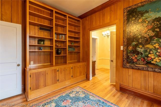 2001 Hendricks Boulevard, Fort Smith, AR 72903