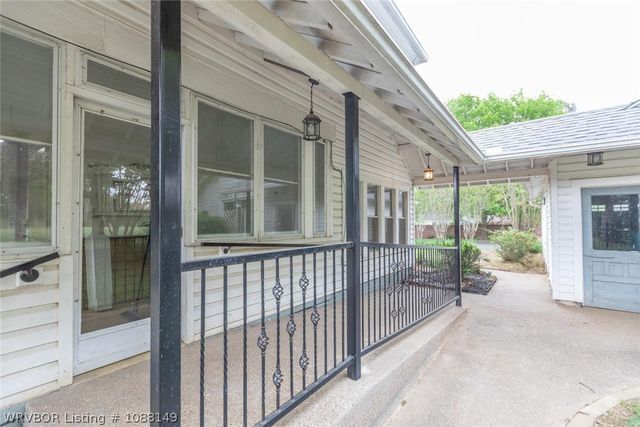 2001 Hendricks Boulevard, Fort Smith, AR 72903