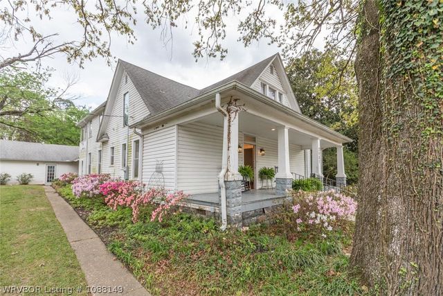 2001 Hendricks Boulevard, Fort Smith, AR 72903