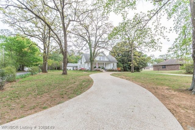 2001 Hendricks Boulevard, Fort Smith, AR 72903