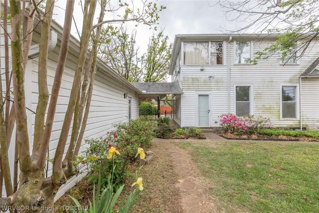 2001 Hendricks Boulevard, Fort Smith, AR 72903