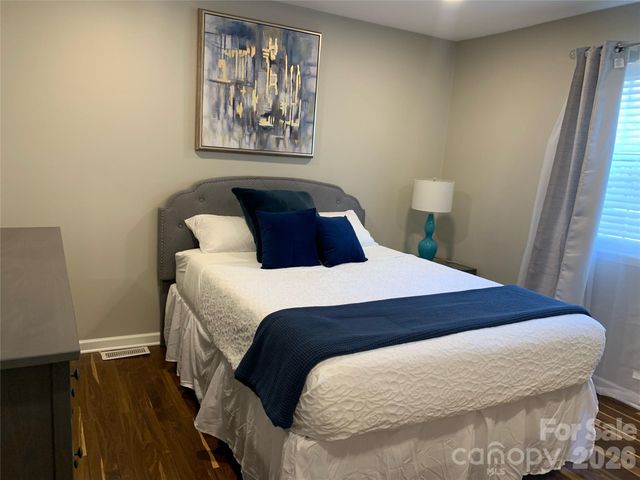 3108 Heathstead Place, Charlotte, NC 28210