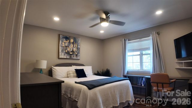 3108 Heathstead Place, Charlotte, NC 28210