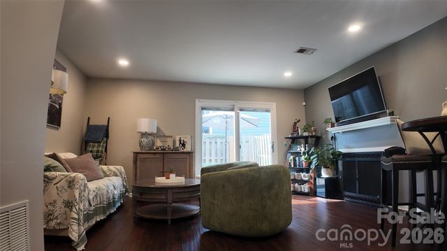 3108 Heathstead Place, Charlotte, NC 28210