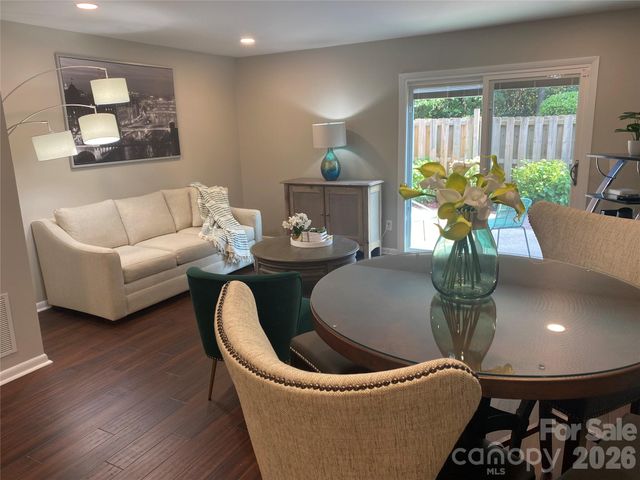 3108 Heathstead Place, Charlotte, NC 28210