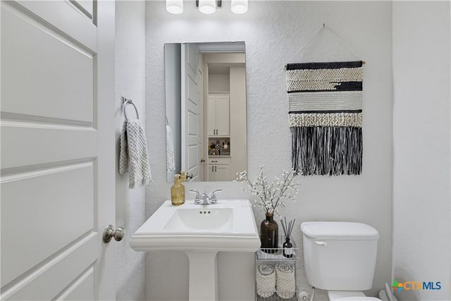 3120 Creek Ridge Street, Seguin, TX 78155