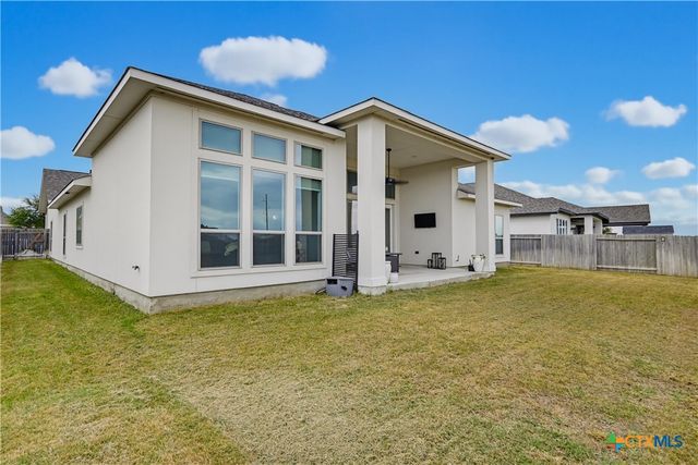 3120 Creek Ridge Street, Seguin, TX 78155