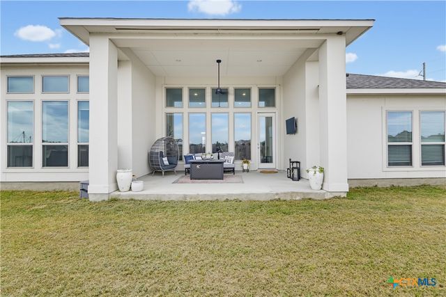 3120 Creek Ridge Street, Seguin, TX 78155