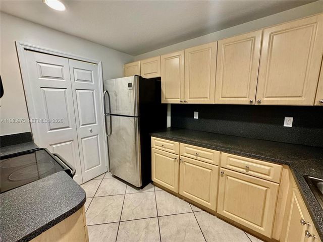 6520 NW 114th Ave 1601, Doral, FL 33178