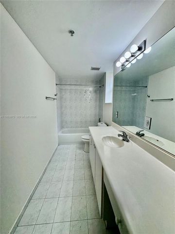 6520 NW 114th Ave 1601, Doral, FL 33178