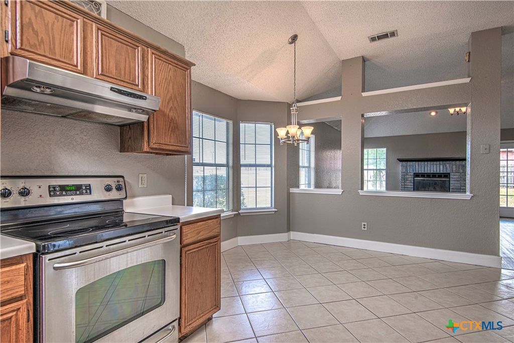 Image 15 of property listing at 2308 Wampum Drive, Harker Heights, TX 76548