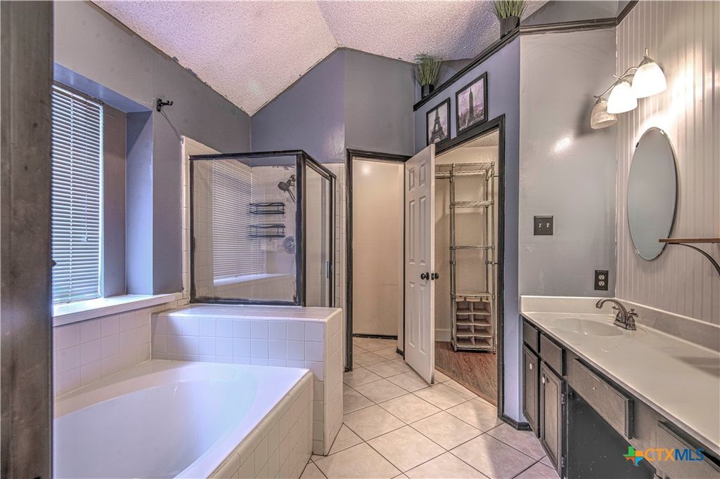 Image 21 of property listing at 2308 Wampum Drive, Harker Heights, TX 76548