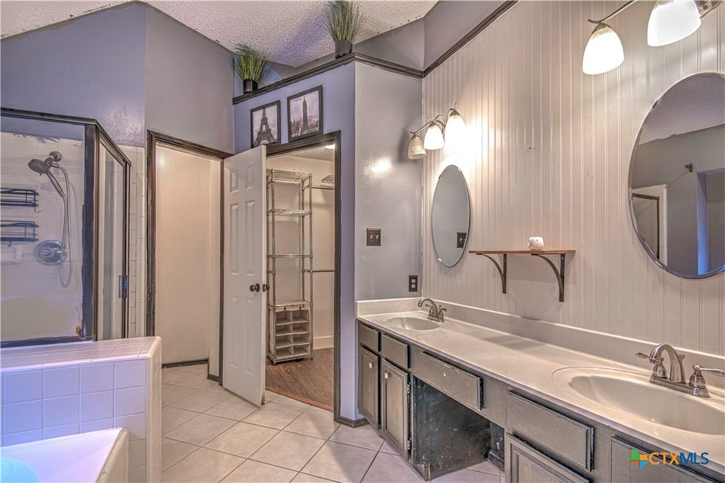 Image 22 of property listing at 2308 Wampum Drive, Harker Heights, TX 76548