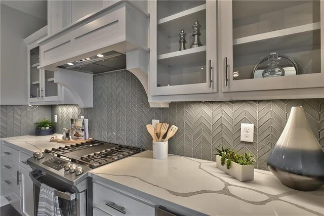 2350 Wabash Street, Olathe, KS 66061