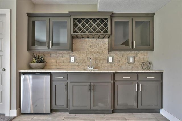 2350 Wabash Street, Olathe, KS 66061