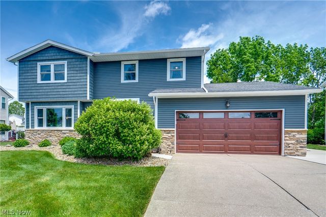 740 Thelma Drive, Wadsworth, OH 44281
