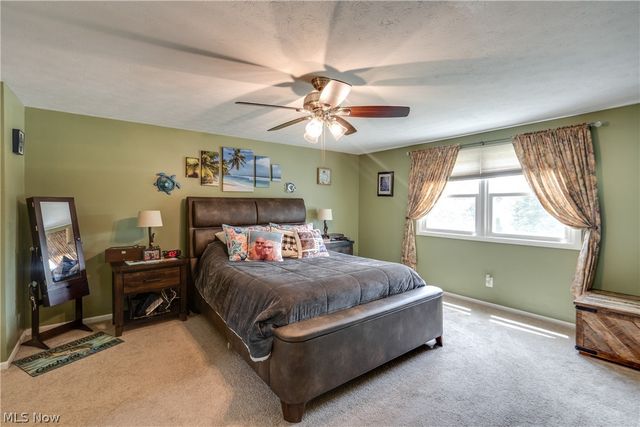 740 Thelma Drive, Wadsworth, OH 44281