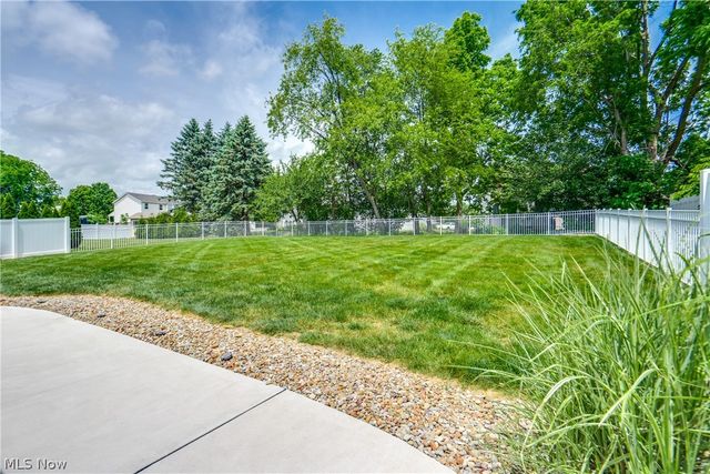 740 Thelma Drive, Wadsworth, OH 44281