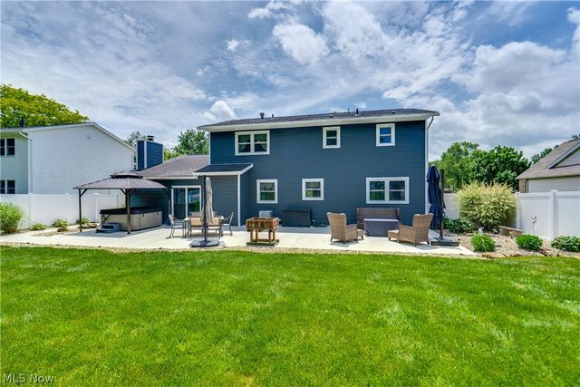 740 Thelma Drive, Wadsworth, OH 44281