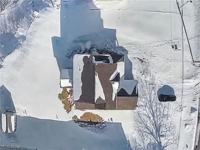 35965 Lake Shore Boulevard, Eastlake, OH 44095