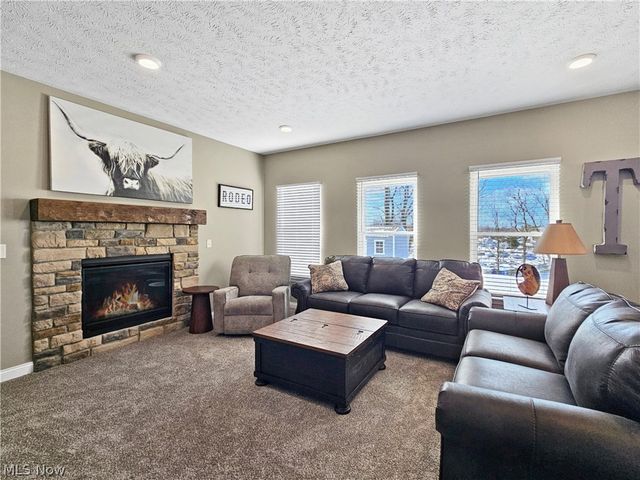 35965 Lake Shore Boulevard, Eastlake, OH 44095