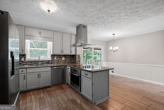 117 Lafayette Drive, Fayetteville, GA 30214