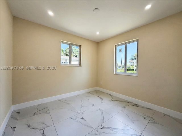 1740 NW 126th St, Miami, FL 33167