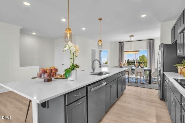 605 Hedrick Ridge Road 303, Cary, NC 27519