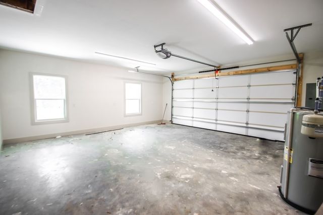 1843 Three Island Rd, Walling, TN 38587
