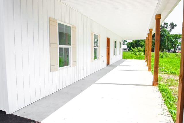1843 Three Island Rd, Walling, TN 38587