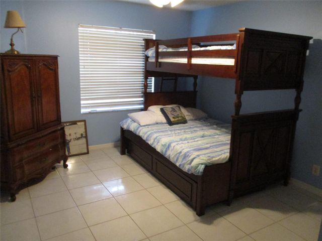 6145 Lake Hibiscus Dr 6145, Delray Beach, FL 33484