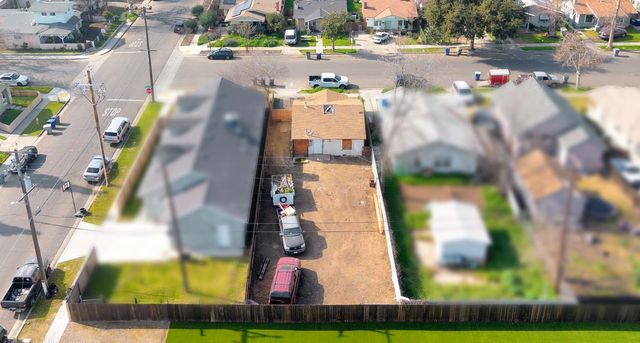 1508 N Calaveras Avenue, Fresno, CA 93728