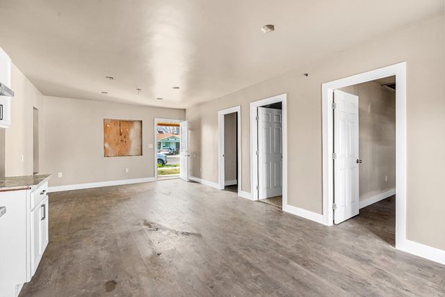 1508 N Calaveras Avenue, Fresno, CA 93728