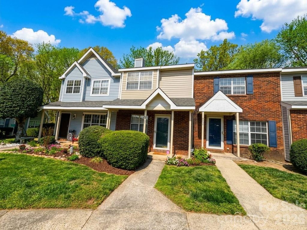 3604 Huyton Court, Charlotte, NC 28215