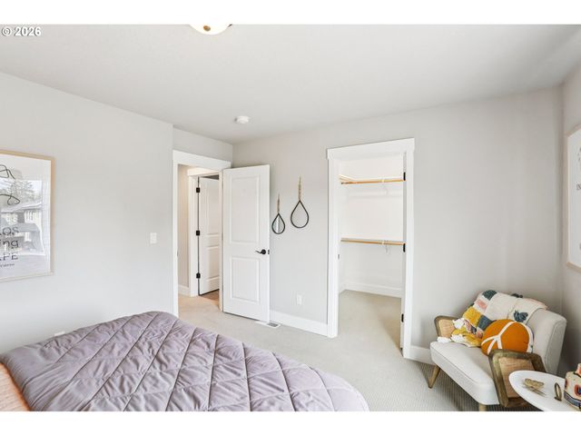 24435 Sw WHITE OAK Ter, Sherwood, OR 97140