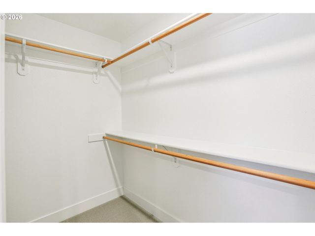 24435 Sw WHITE OAK Ter, Sherwood, OR 97140