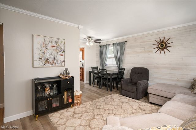 27030 Farringdon Avenue, Euclid, OH 44132