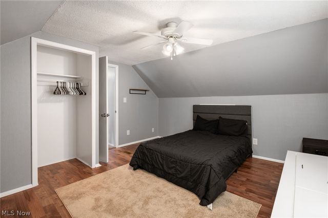 27030 Farringdon Avenue, Euclid, OH 44132