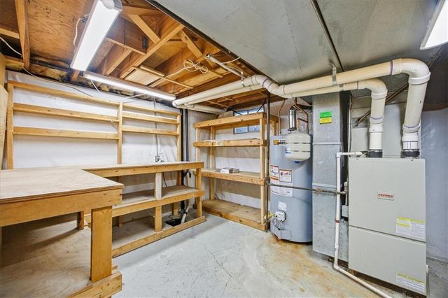 1104 SE 7th Street, Lee's Summit, MO 64063