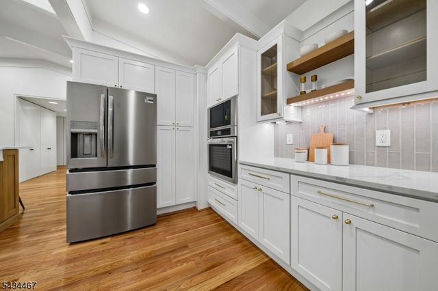 28 Fernhill Rd, Springfield Twp., NJ 07081